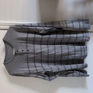 Men's Old Navy long sleeve